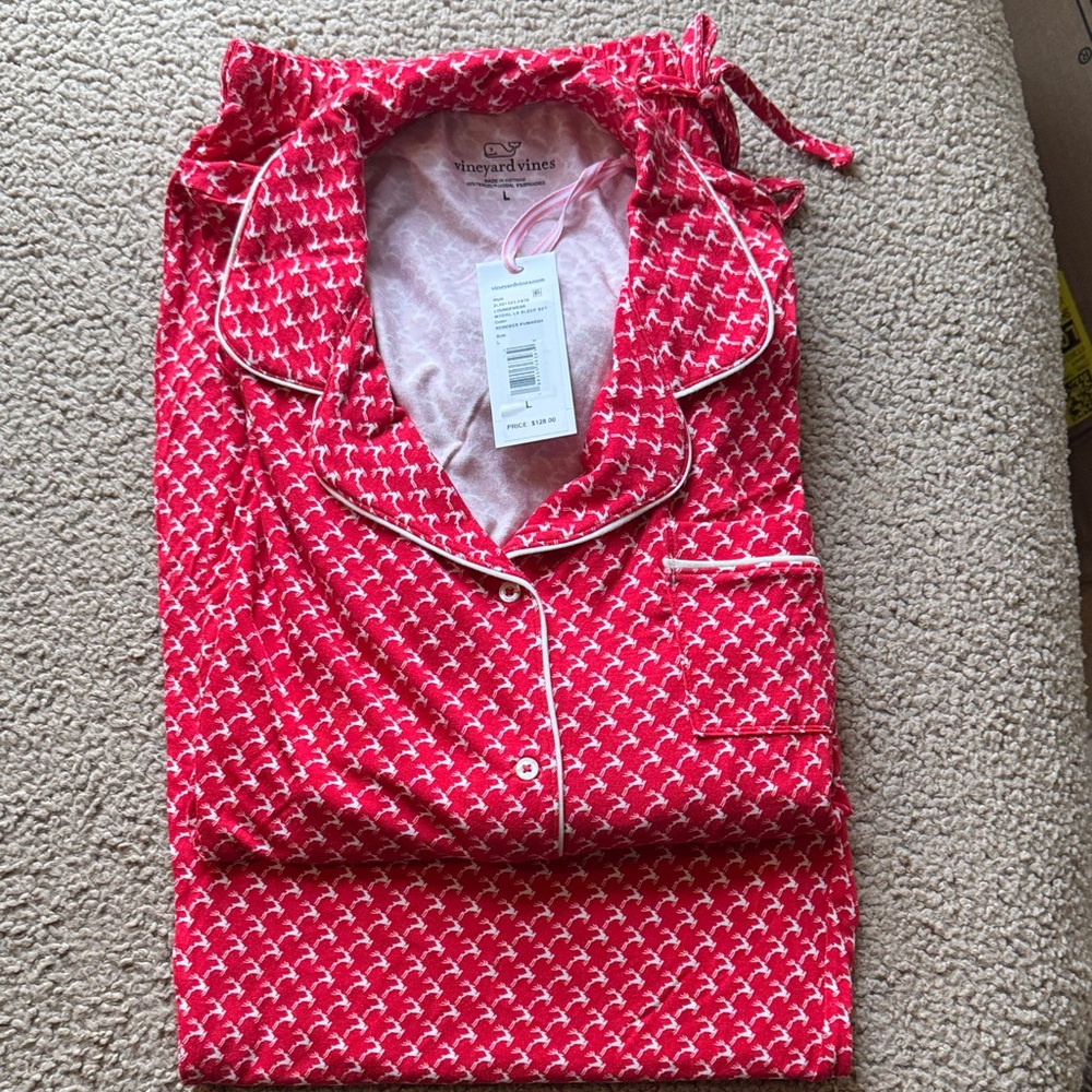 NWT Vineyard Vines Red Christmas Pajama Set- Super Soft Fabric